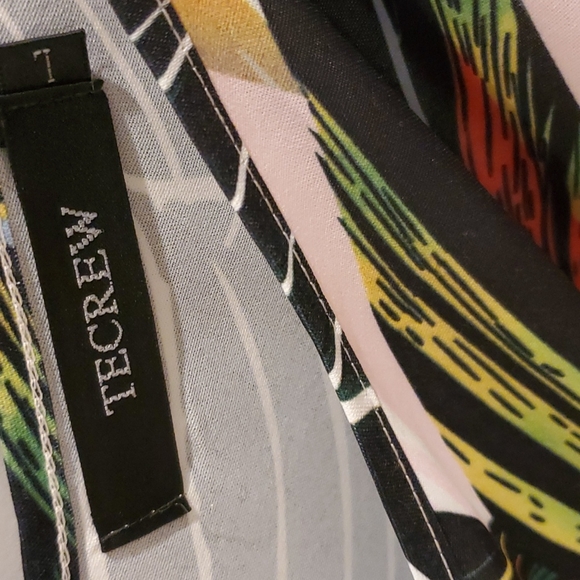 Tank Top, Large - Picture 2 of 7